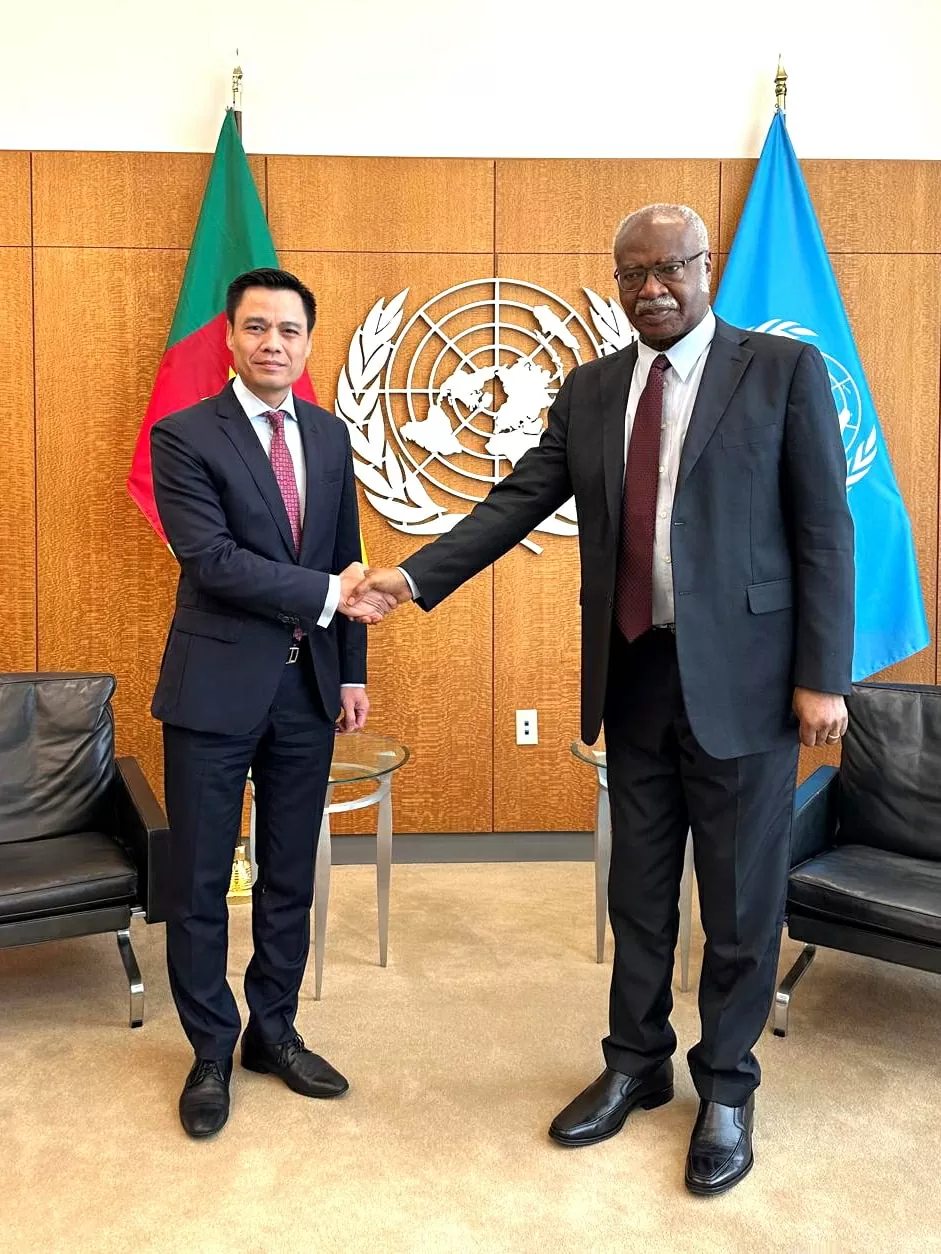 Ambassador Dang Hoang Giang bids farewell to UN Secretary-General and President of the General Assembly