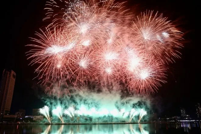 Da Nang International Fireworks Festival 2025 kicks off Da Nang International Fireworks Festival 2025 kicks off