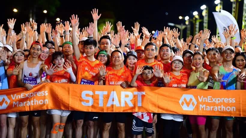 VnExpress Marathon Ha Long 2025 draws more than 10,000 runners to Quang Ninh