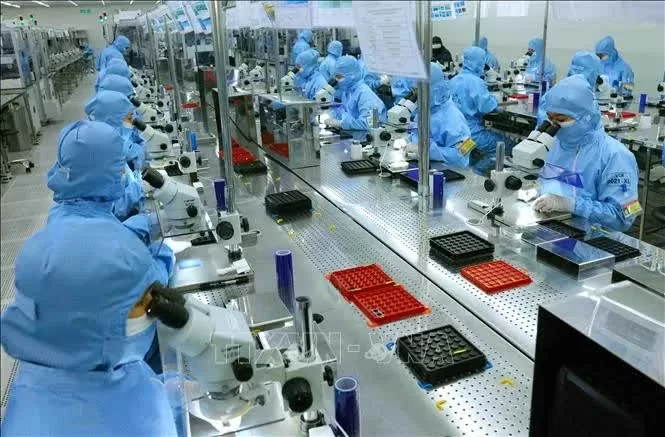 Big push for Vietnam to escape middle-income trap: Int'l institutions Big push for Vietnam to escape middle-income trap: Int'l institutions