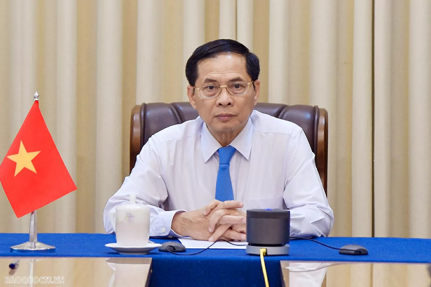 Phó Thủ tướng, Bộ trưởng Ngoại giao Bùi Thanh Sơn điện đàm với Ngoại trưởng Đức Johann Wadephul. Phó Thủ tướng, Bộ trưởng Ngoại giao Bùi Thanh Sơn điện đàm với Ngoại trưởng Đức Johann Wadephul.