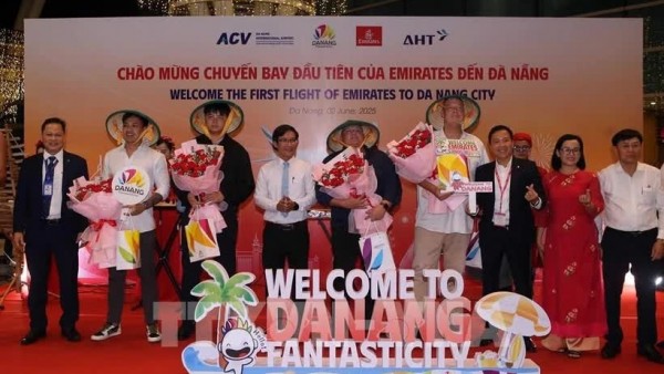 Emirates begins new route connecting Dubai and Da Nang