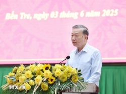 General Secretary To Lam outlined plan for newly merged Vinh Long province to become a growth hub of Mekong Delta