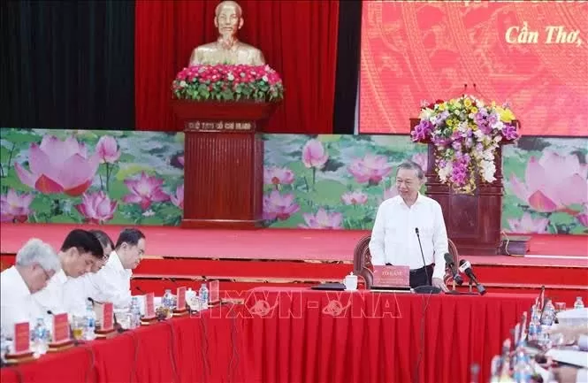 Party chief urges merged Can Tho city to proactively set strategic breakthroughs Party chief urges merged Can Tho city to proactively set strategic breakthroughs