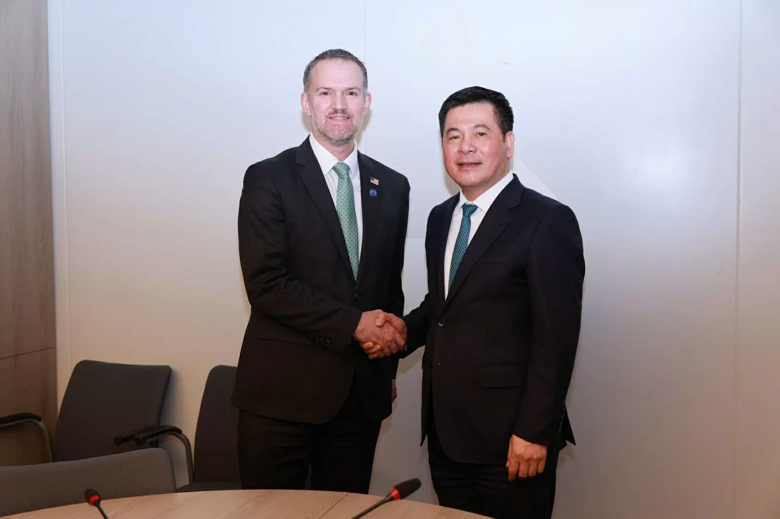 Vietnam, US officials meet to advance talks on reciprocal trade agreement Vietnam, US officials meet to advance talks on reciprocal trade agreement