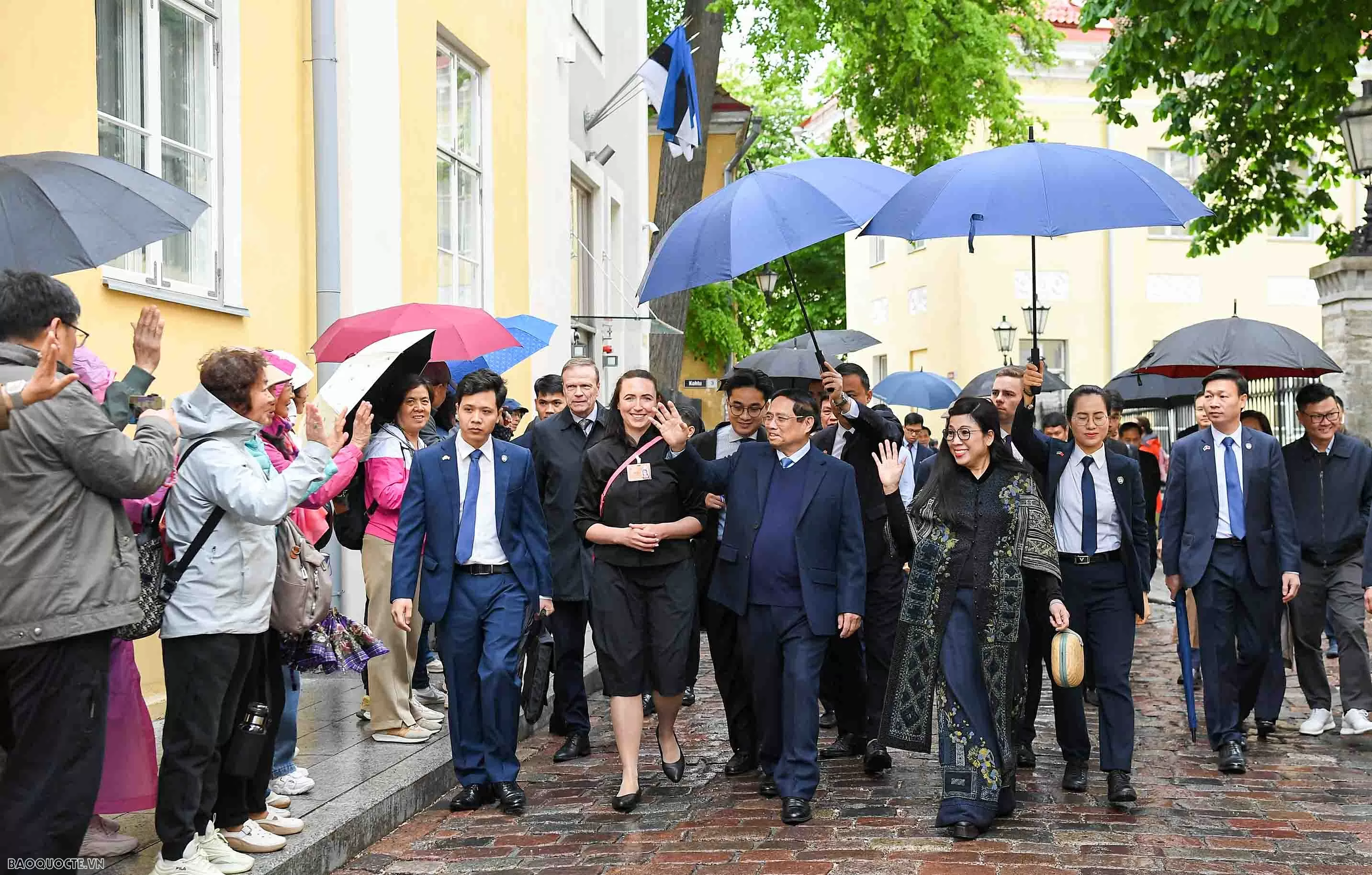 PM explores Estonia’s heritage, port innovation