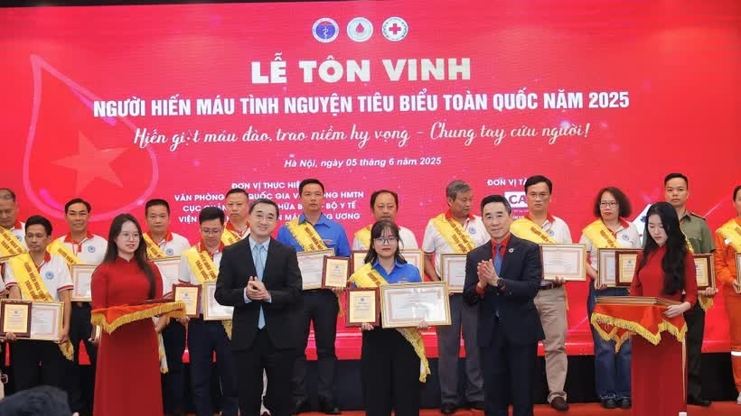 Deputy Minister of Health honours blood donors for lifesaving contributions