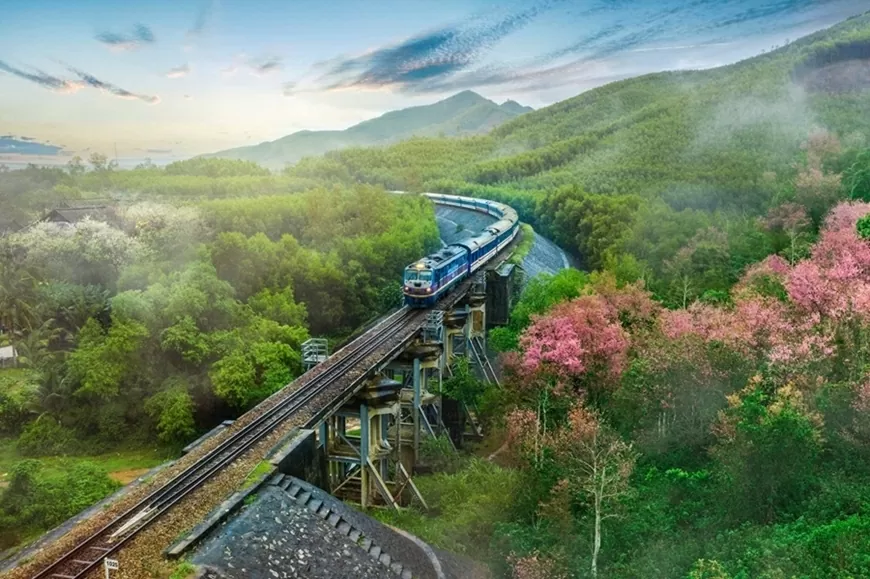 Lao Cai–Hanoi–Hai Phong Railway: Opening new development space for Hai Duong Lao Cai–Hanoi–Hai Phong Railway: Opening new development space for Hai Duong