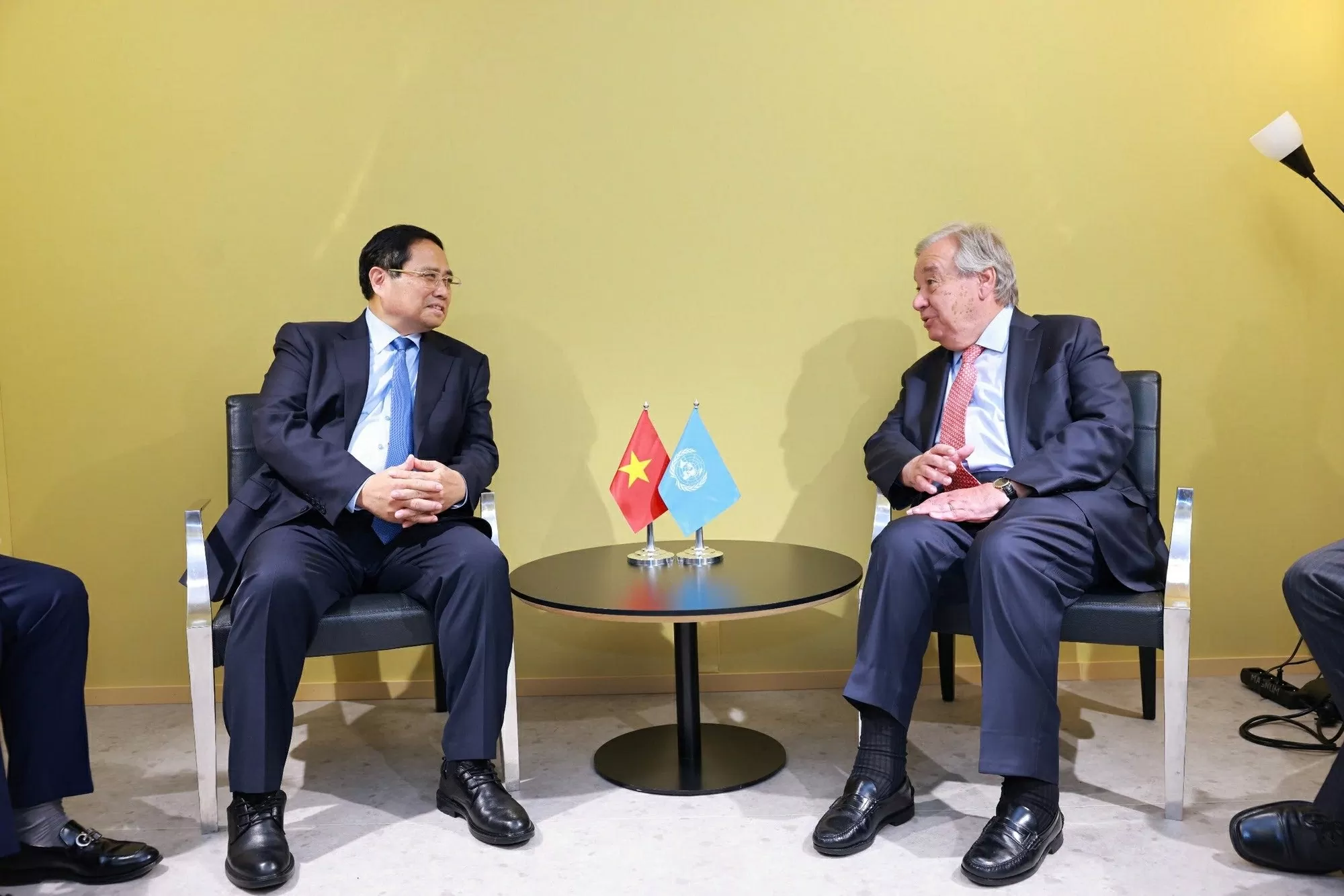 PM Chinh congratulates UN Secretary-General Antonio Guterres on successful organisation of UNOC3 in Nice PM Chinh congratulates UN Secretary-General Antonio Guterres on successful organisation of UNOC3 in Nice