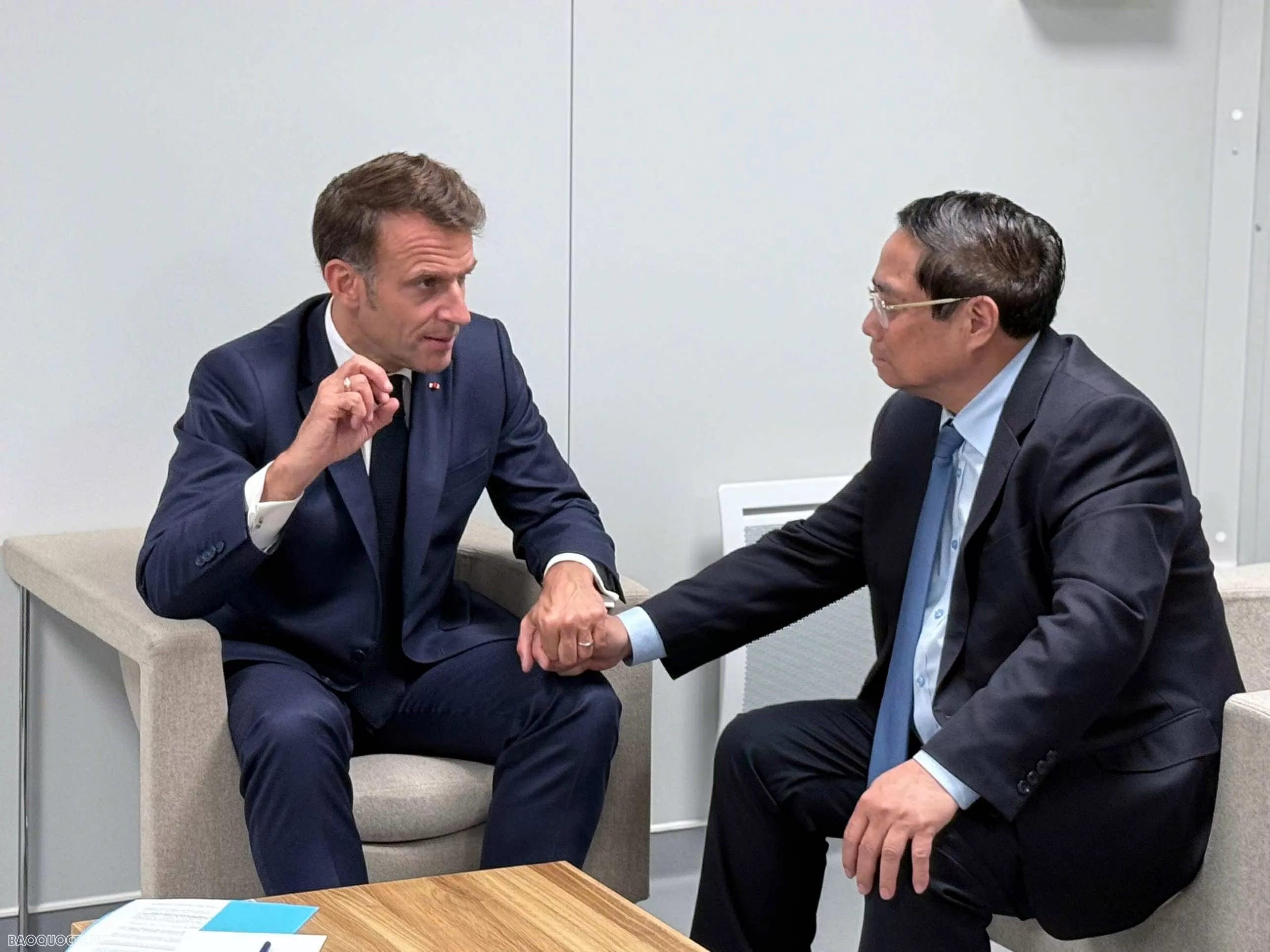PM Pham Minh Chinh meets with French President Emmanuel Macron on occasion of UNOC in Nice PM Pham Minh Chinh meets with French President Emmanuel Macron on occasion of UNOC in Nice