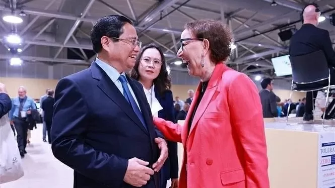 Prime Minister Pham Minh Chinh meets with leaders of countries, int'l organisations on UNOC 3 occasion