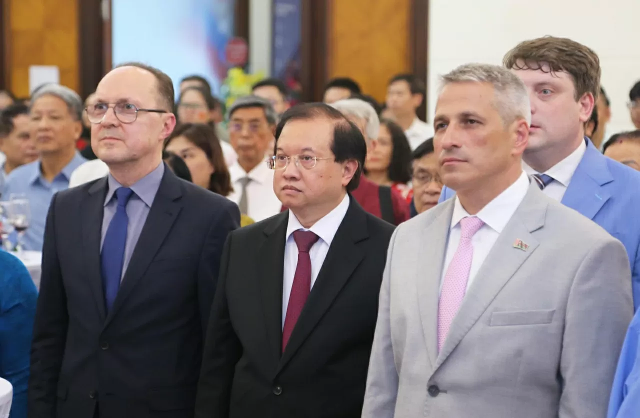 Celebration of the 35th anniversary of Russia Day held in Hanoi Celebration of the 35th anniversary of Russia Day held in Hanoi