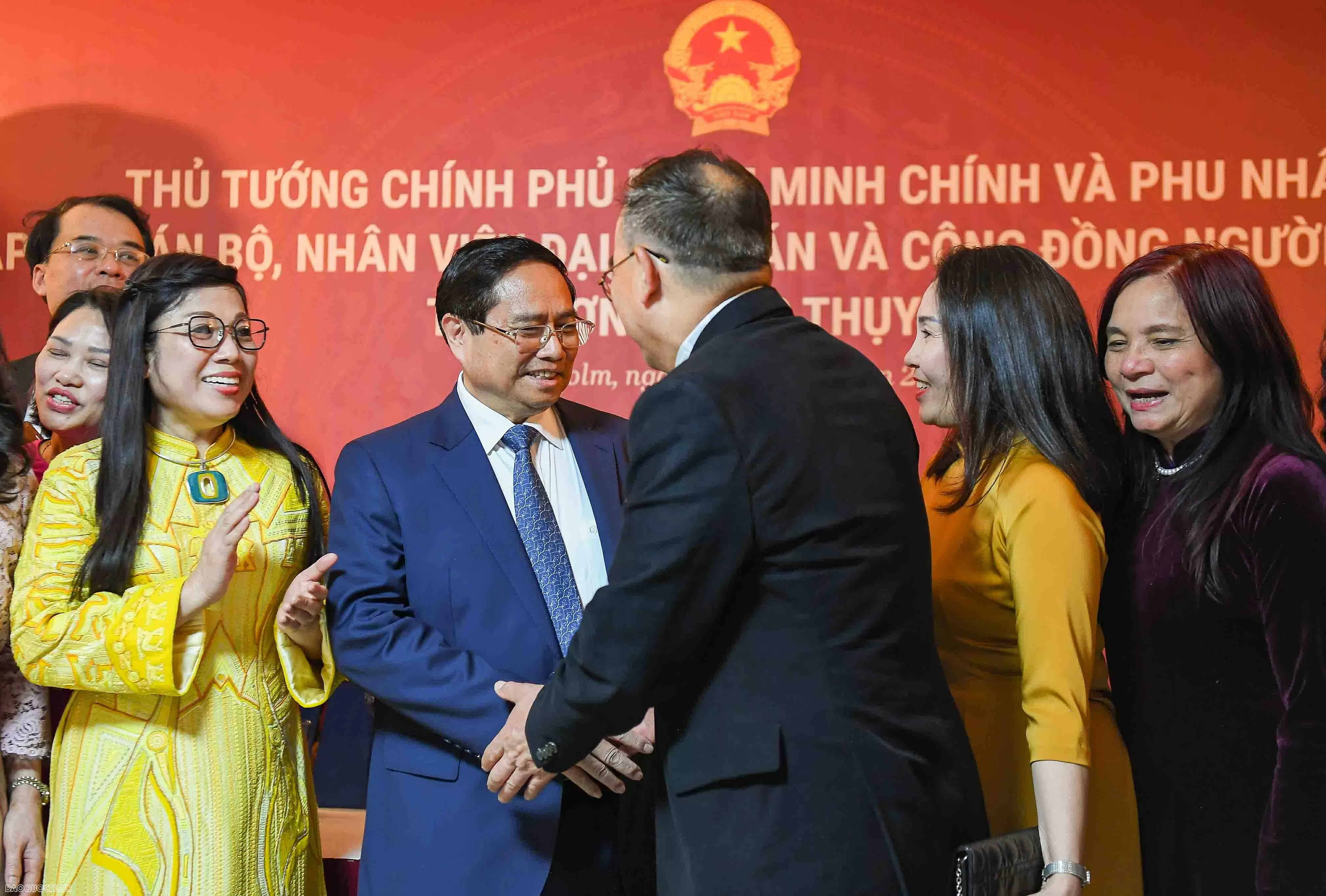 Prime Minister Pham Minh Chinh meets with Vietnamese community in Sweden Prime Minister Pham Minh Chinh meets with Vietnamese community in Sweden