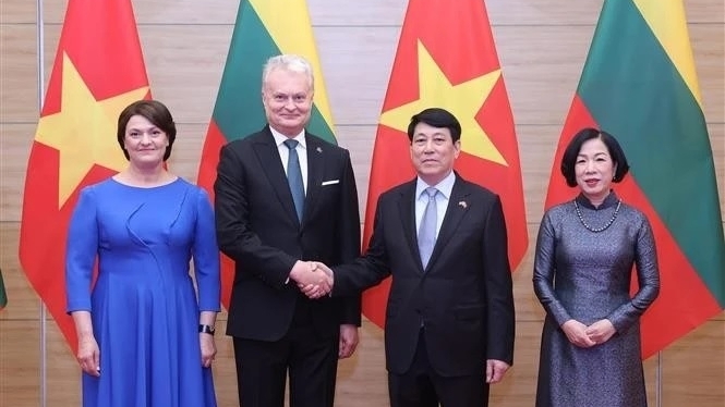 President Luong Cuong hosts grand banquet for Lithuanian President Gitanas Nauseda