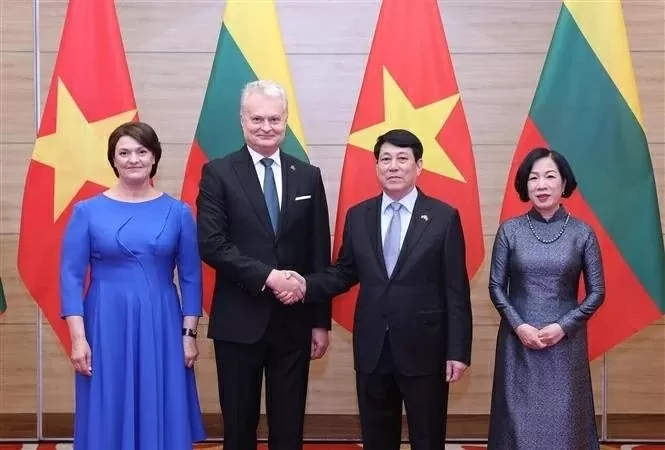 President Luong Cuong hosts grand banquet for Lithuanian President Gitanas Nauseda