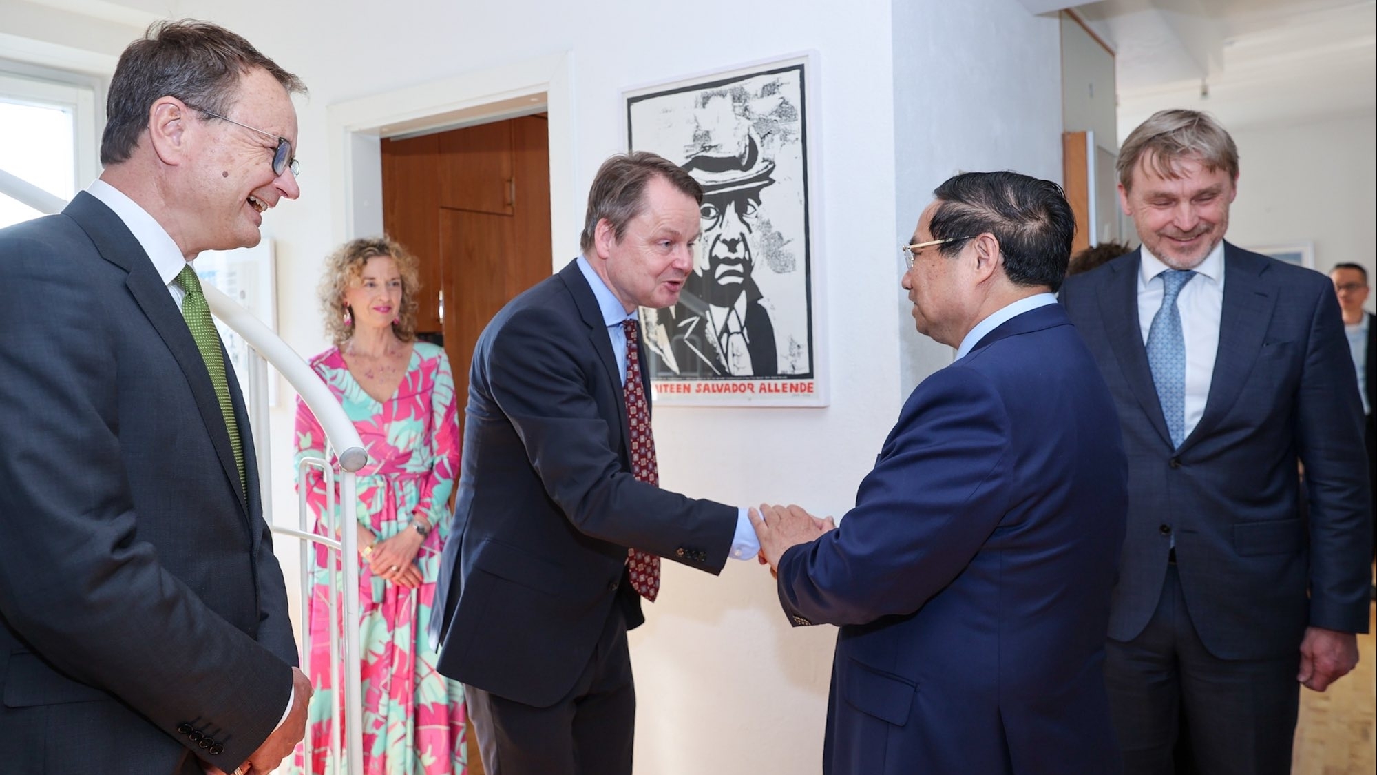 Prime Minister Pham Minh Chinh visits family of late Swedish Prime Minister Olof Palme