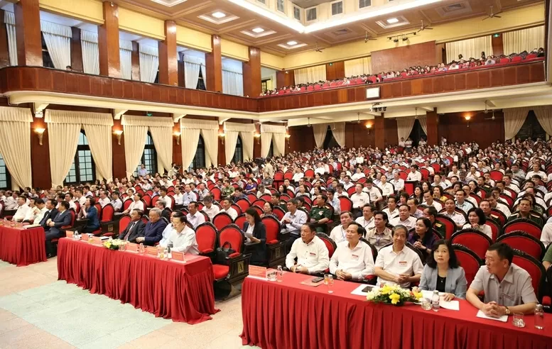 Hội nghị toàn quốc tập huấn về tổ chức và hoạt động của tổ chức Đảng, chính quyền, Mặt trận Tổ quốc, đoàn thể: 11.000 điểm cầu, 1,5 triệu đại biểu tham dự