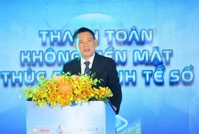 Deputy Prime Minister Ho Duc Phoc speaks on Saturday at a seminar held as part of the annual Cashless Day 2025 event in HCM City (Photo: VNA) Deputy Prime Minister Ho Duc Phoc speaks on Saturday at a seminar held as part of the annual Cashless Day 2025 event in HCM City (Photo: VNA)