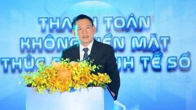 Vietnam strengthens regulatory framework to promote cashless payments