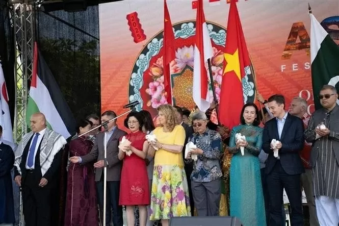 Vietnamese Embassy makes its mark at Cultural Festival in Sofia, Bulgaria Vietnamese Embassy makes its mark at Cultural Festival in Sofia, Bulgaria