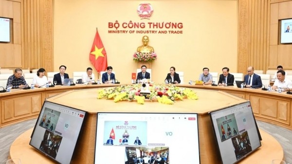 Vietnam, US officials hold virtual ministerial talks on reciprocal trade