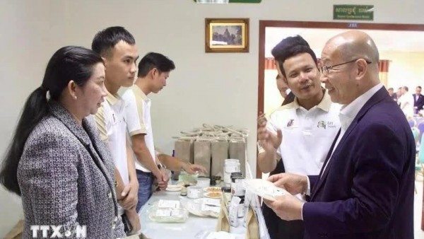 Vietnam, Cambodia deepen economic and trade relations: Workshop in Phnom Penh