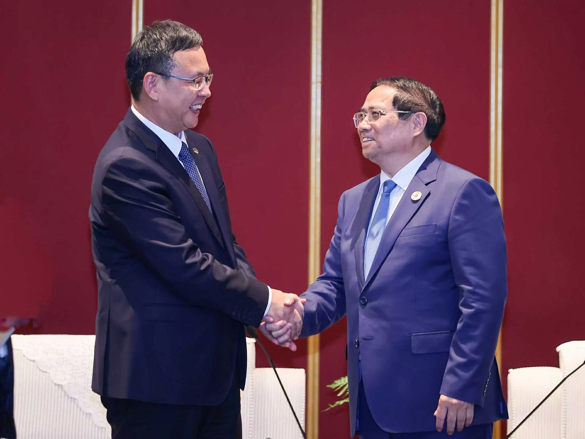 Prime Minister Pham Minh Chinh meets with Chinese corporations in Tianjin Prime Minister Pham Minh Chinh meets with Chinese corporations in Tianjin