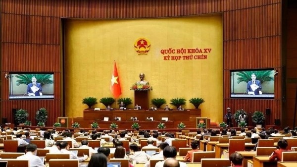 National Assembly deputies discuss legislative and personnel affairs on June 25
