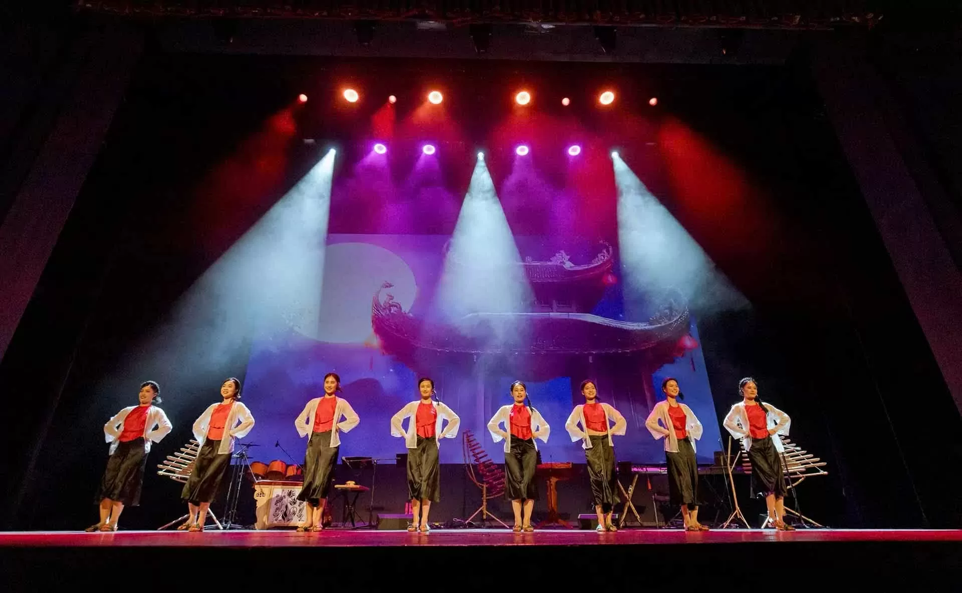 Special art program to celebrate 75 years of Vietnam-Poland diplomatic relations