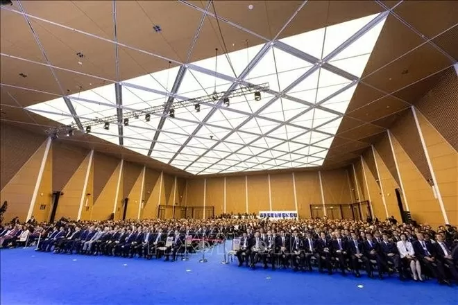 Prime Minister Pham Minh Chinh attends opening plenary of WEF's 16th Annual Meeting of New Champions in Tianjin Prime Minister Pham Minh Chinh attends opening plenary of WEF's 16th Annual Meeting of New Champions in Tianjin