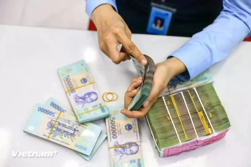 Reference exchange rate falls slightly on June 26