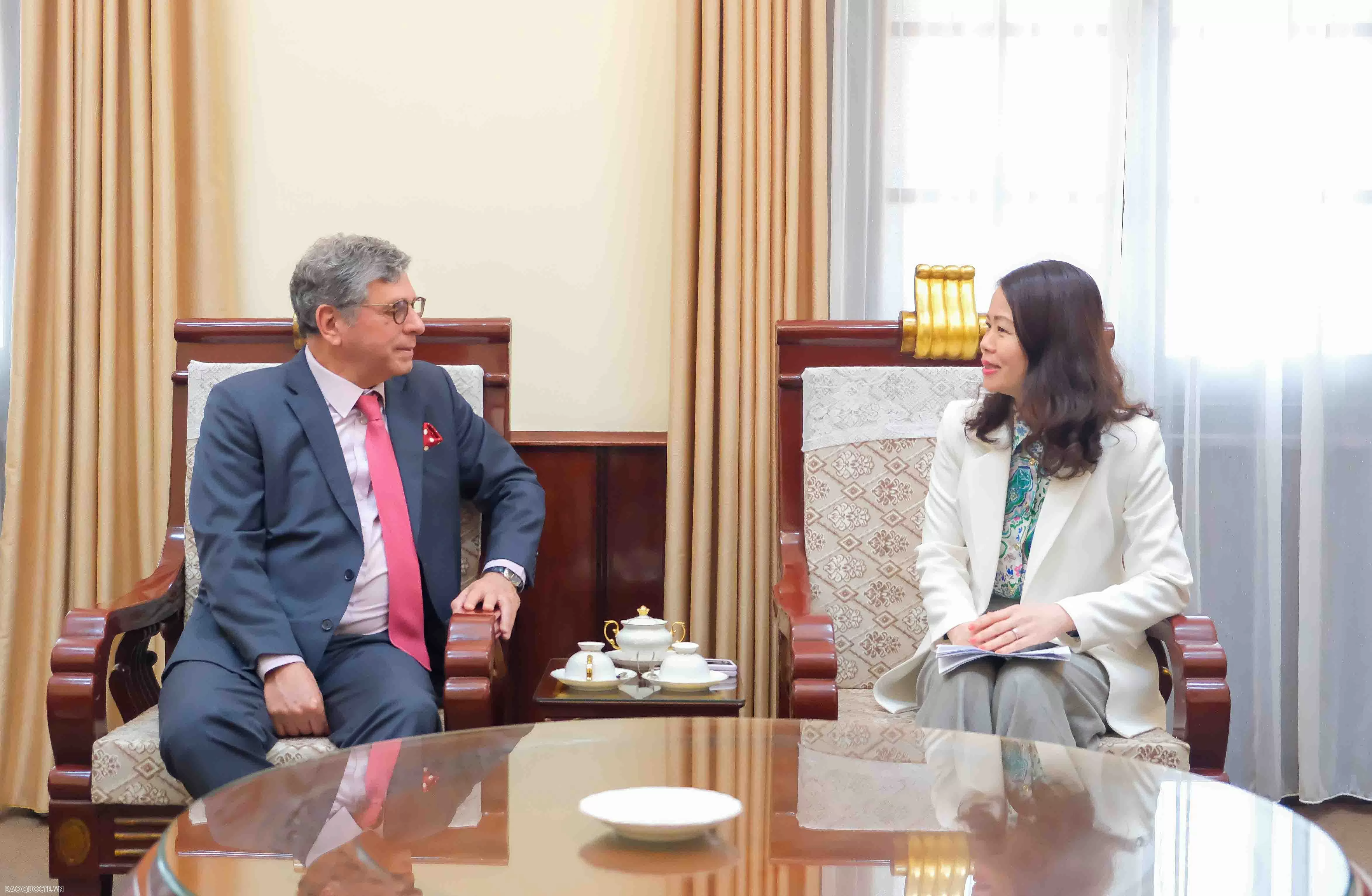 Thứ trưởng Ngoại giao Nguyễn Minh Hằng đã tiếp Đại sứ Brazil tại Việt Nam