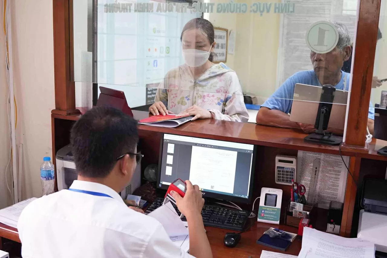 Cuộc cải cách này không chỉ thay đổi sơ đồ hành chính mà còn tạo ra những không gian phát triển mới với quy mô kinh tế lớn hơn, kết nối vùng miền hiệu quả hơn trên cả nước. Cuộc cải cách này không chỉ thay đổi sơ đồ hành chính mà còn tạo ra những không gian phát triển mới với quy mô kinh tế lớn hơn, kết nối vùng miền hiệu quả hơn trên cả nước.