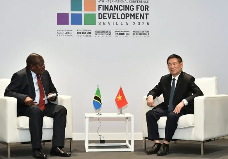 Deputy PM Ho Duc Phoc attends FfD4, calling for joint efforts to promote multilateralism