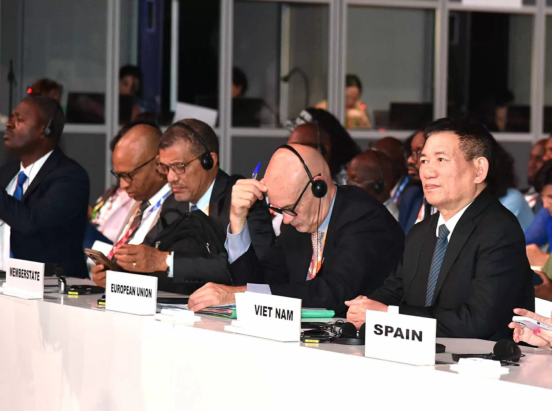 Deputy PM Ho Duc Phoc attends FfD4, calling for joint efforts to promote multilateralism