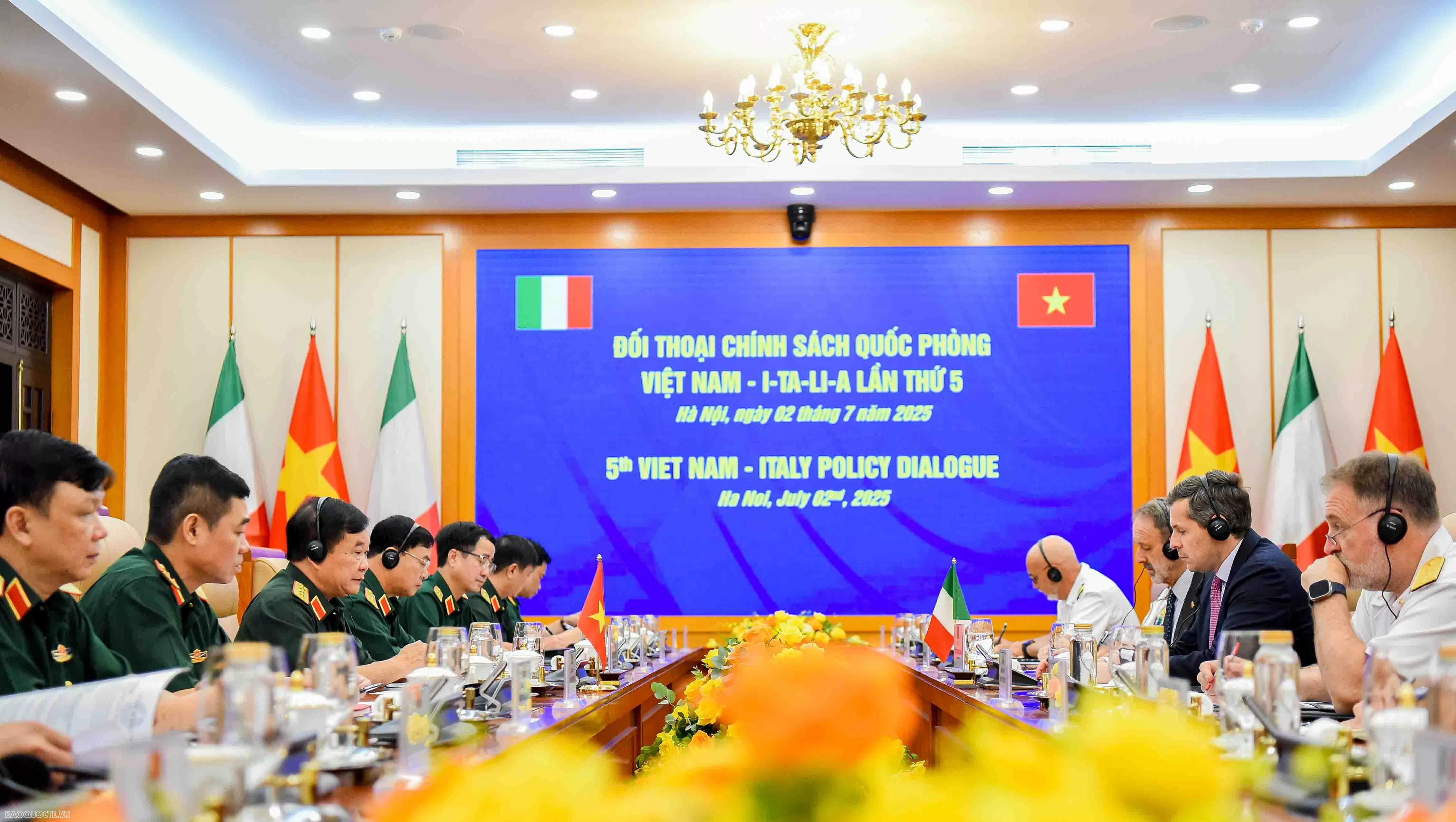 Vietnam, Italy officials hold 5th defence policy dialogue