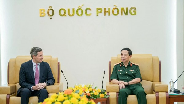 Italy congratulates Vietnam on officially operating two-tier local government