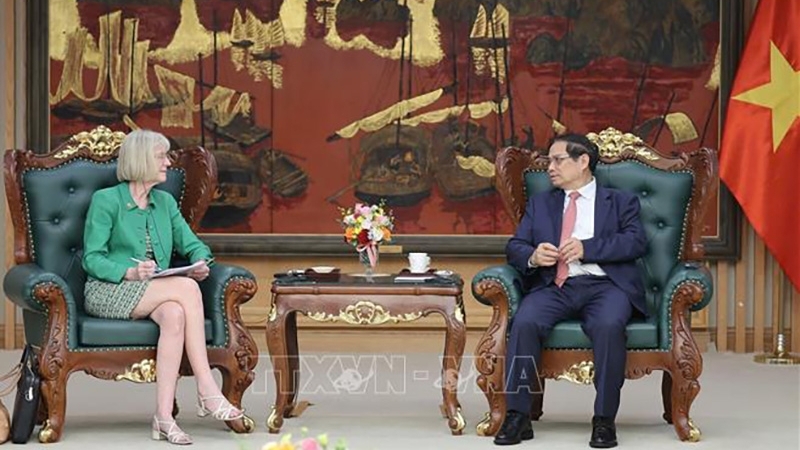Prime Minister Pham Minh Chinh receives Australian Ambassador Gillian Bird in Hanoi