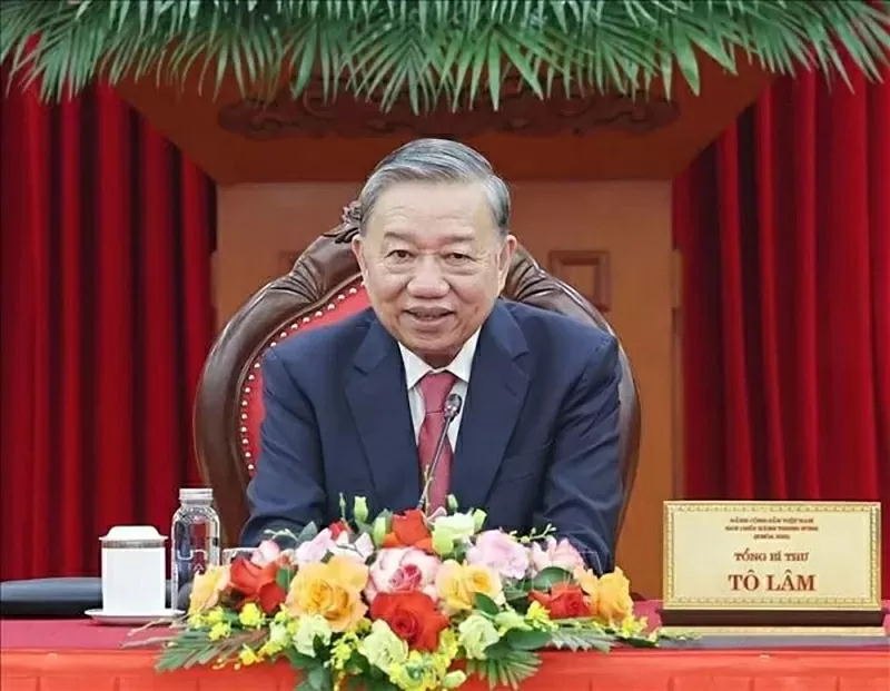 General Secretary To Lam  holds phone call with US President Donald Trump