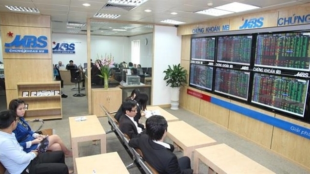 Securities enterprises hike fees amid new Value-Added Tax (VAT) law