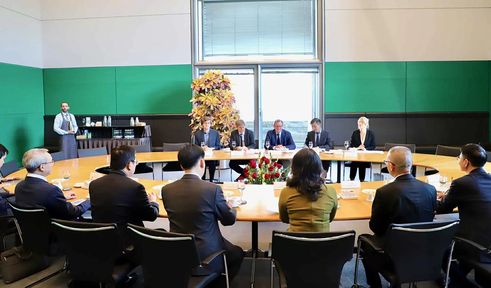 Vice President Vo Thi Anh Xuan pays working visit to Germany to fortify dialogues, cooperation