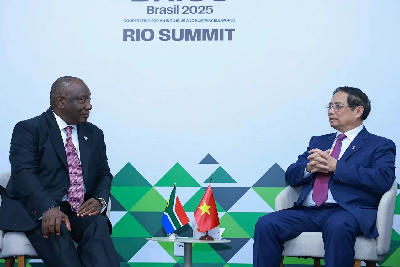 Prime Minister Pham Minh Chinh, South African President hold a meeting at BRICS Expanded Summit in Rio de Janeiro