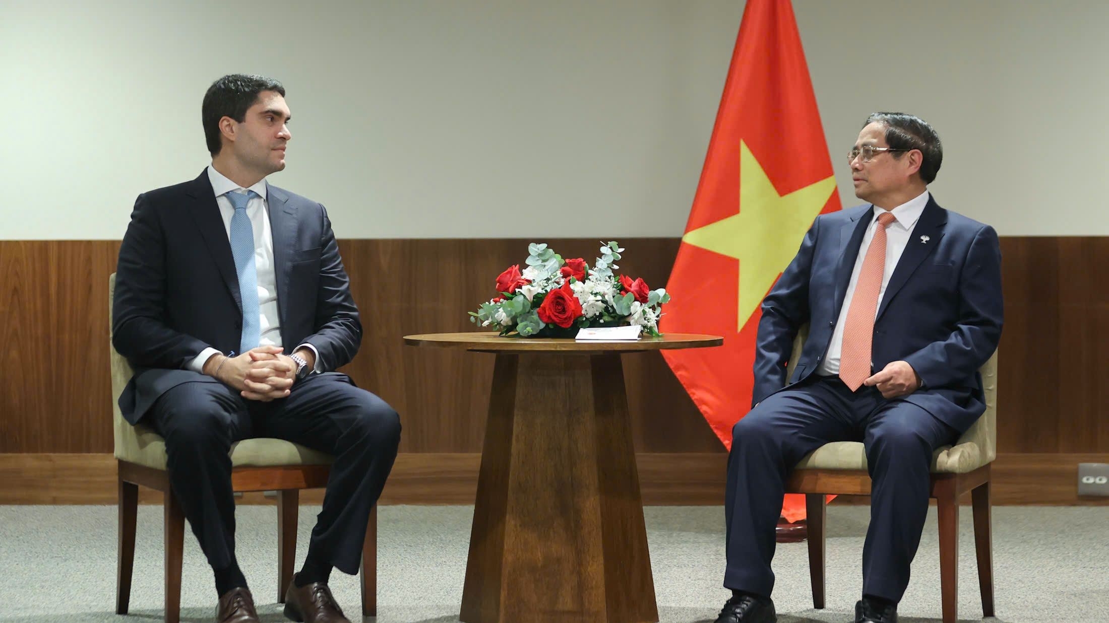 Prime Minister Pham Minh Chinh meets Brazilian corporations in Rio de Janeiro