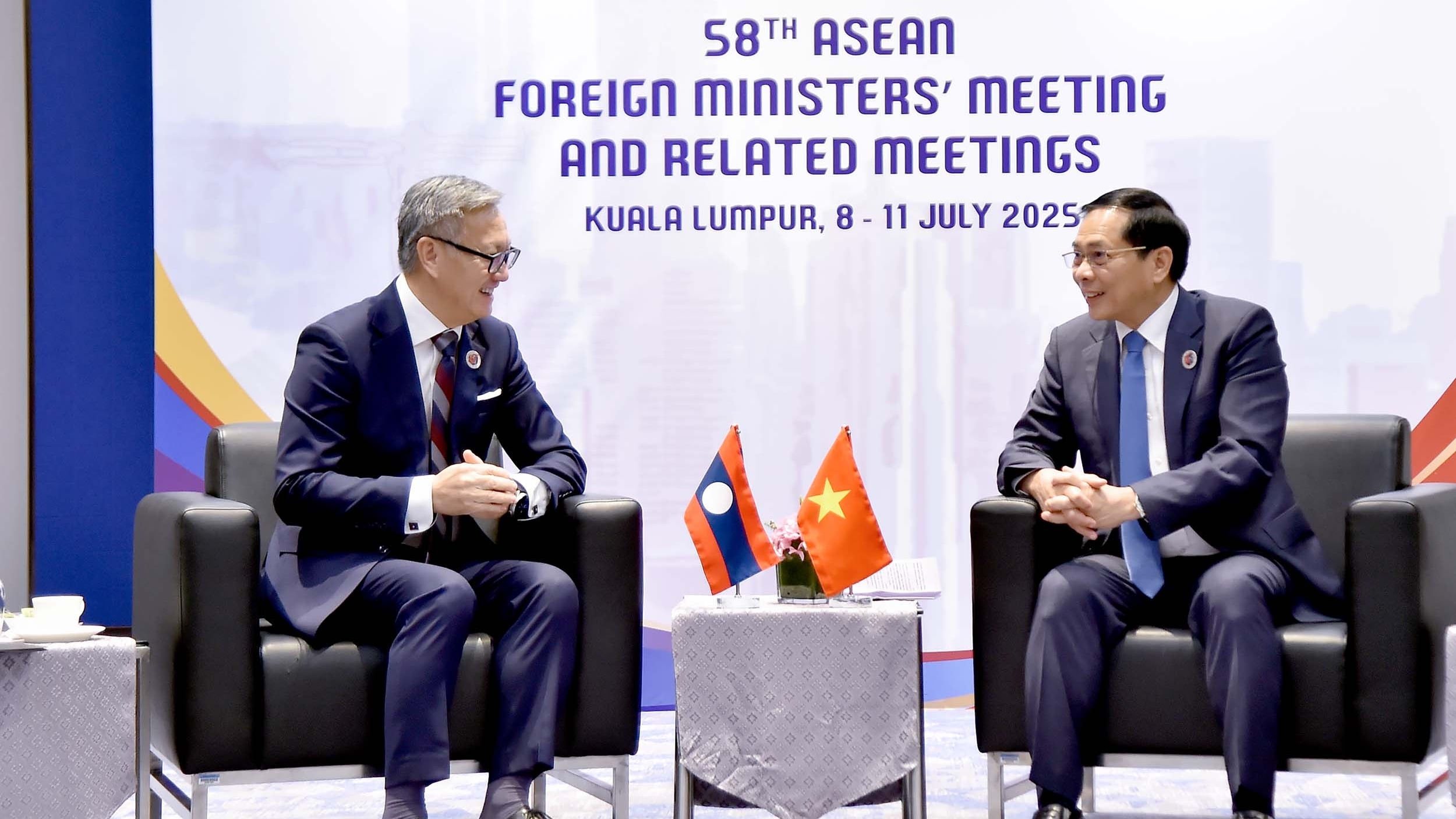 Vietnam’s comprehensive achievements inspire Laos: Foreign Minister Thongsavanh Phomvihane