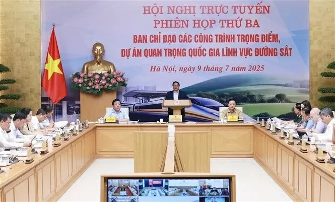 Prime Minister Pham Minh Chinh urges swift, accountable implementation of key railway projects