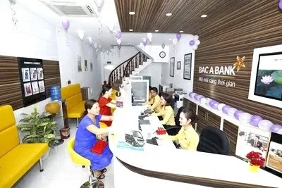 Small banks forecast to lead growth in H2