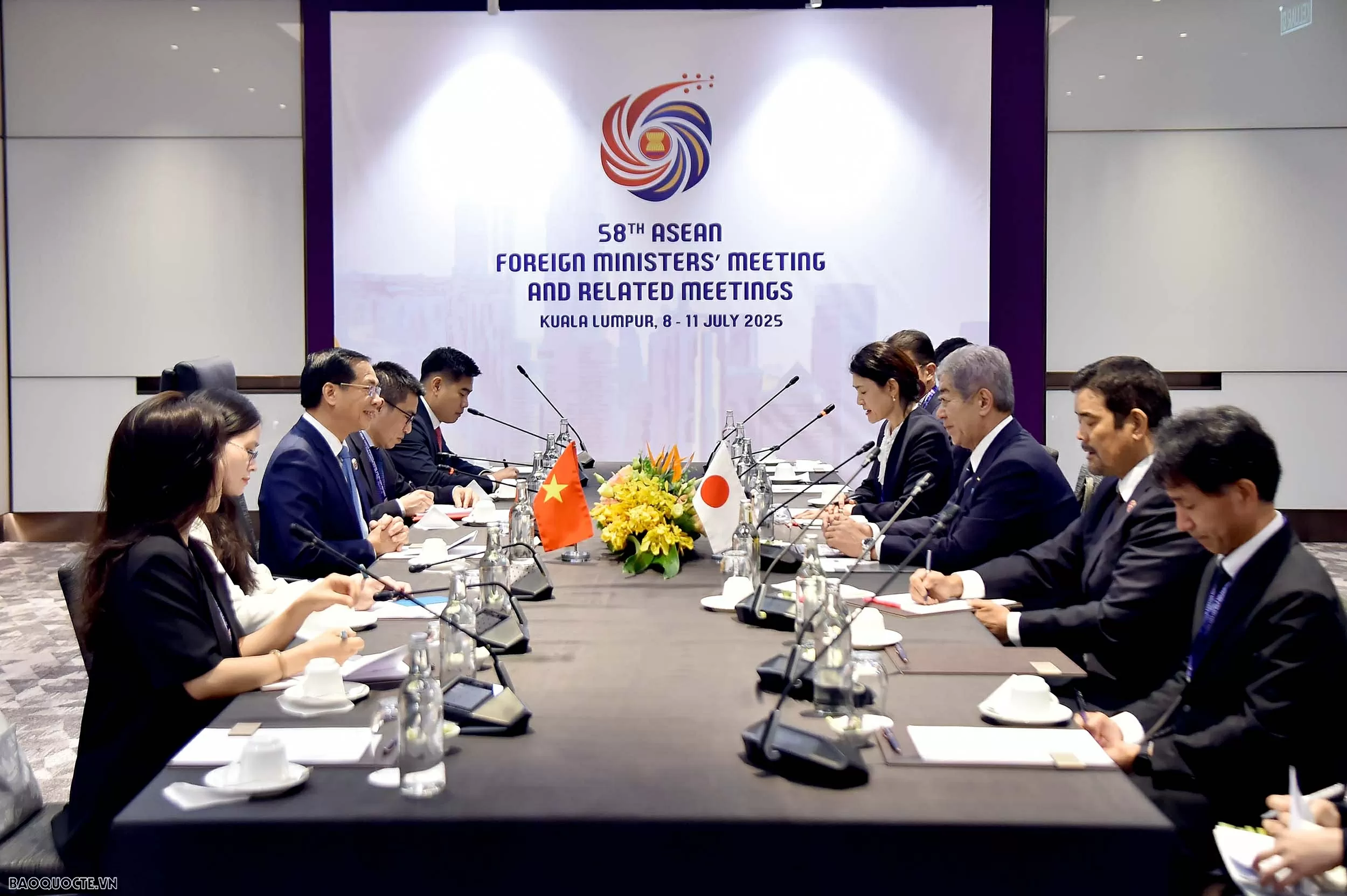 Tại buổi tiếp, hai bên bày tỏ vui mừng trước việc quan hệ Đối tác chiến lược toàn diện giữa hai nước tiếp tục phát triển tích cực, ngày càng thực chất và hiệu quả trên tất cả các lĩnh vực. Tại buổi tiếp, hai bên bày tỏ vui mừng trước việc quan hệ Đối tác chiến lược toàn diện giữa hai nước tiếp tục phát triển tích cực, ngày càng thực chất và hiệu quả trên tất cả các lĩnh vực.