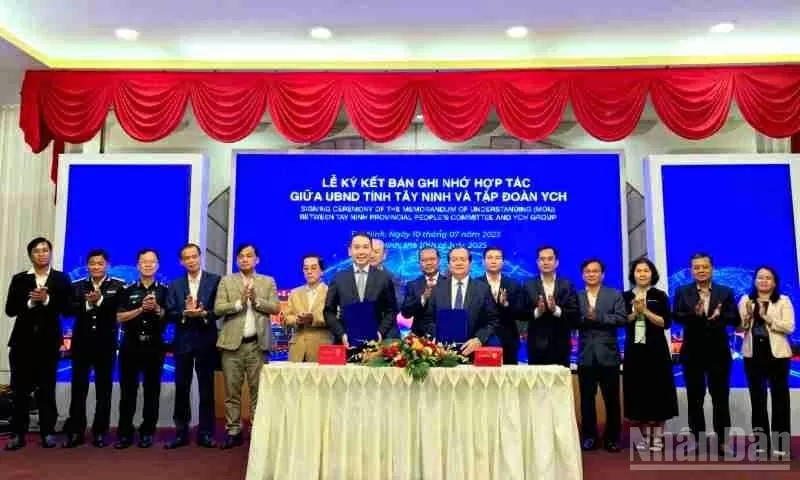 Tay Ninh, YCH Group partner to advance smart logistics Tay Ninh, YCH Group partner to advance smart logistics
