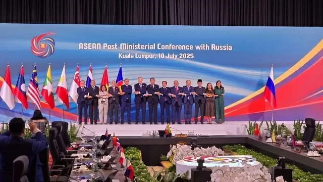 Deputy PM, FM Bui Thanh Son attends PMC+1, PMC+3 to deepen ASEAN's partnerships, to peace, stability, sustainable development Deputy PM, FM Bui Thanh Son attends PMC+1, PMC+3 to deepen ASEAN's partnerships, to peace, stability, sustainable development