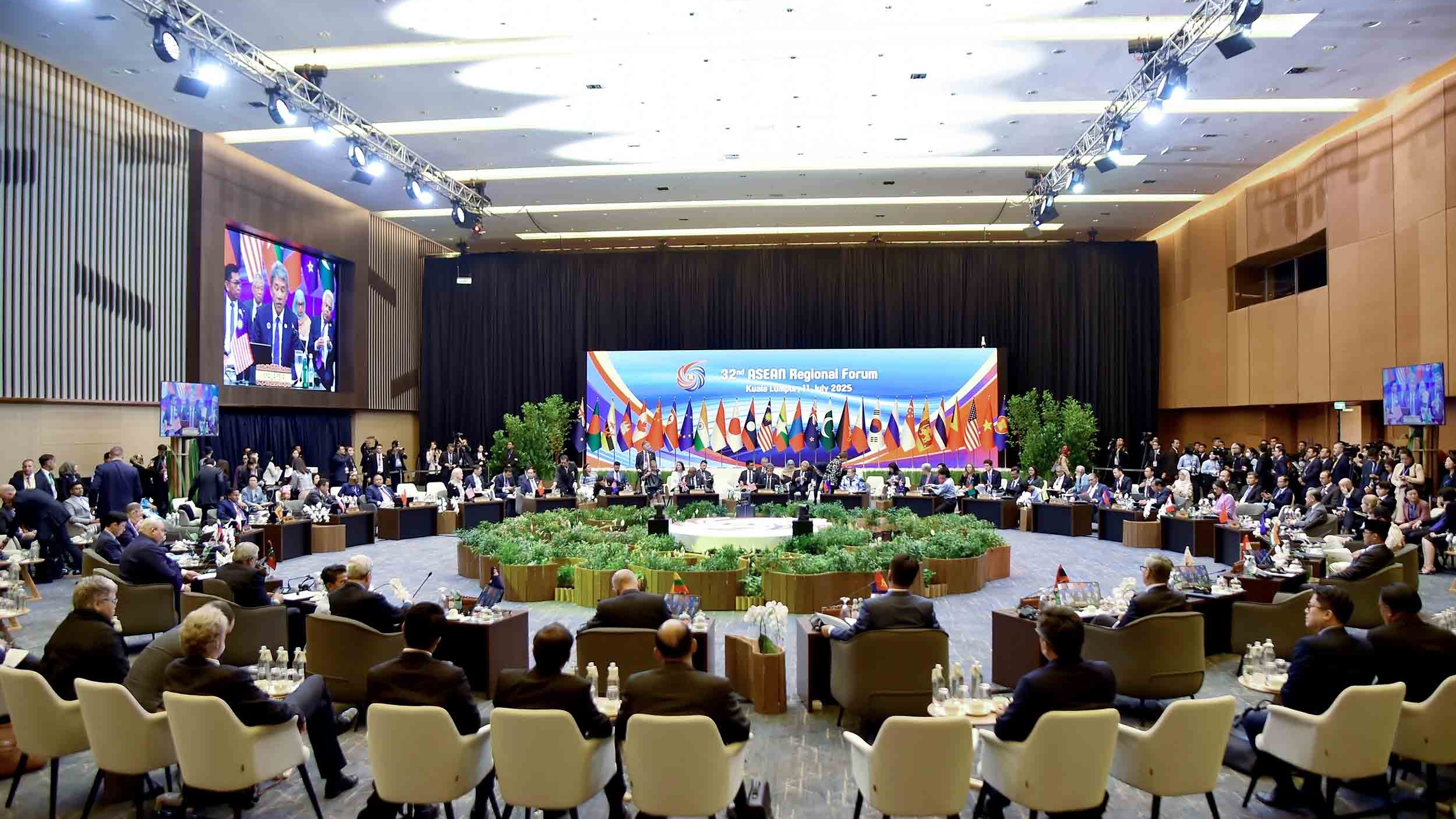 Deputy PM, FM Bui Thanh Son calls for reforms to reinforce ARF’s role amidst global complexity